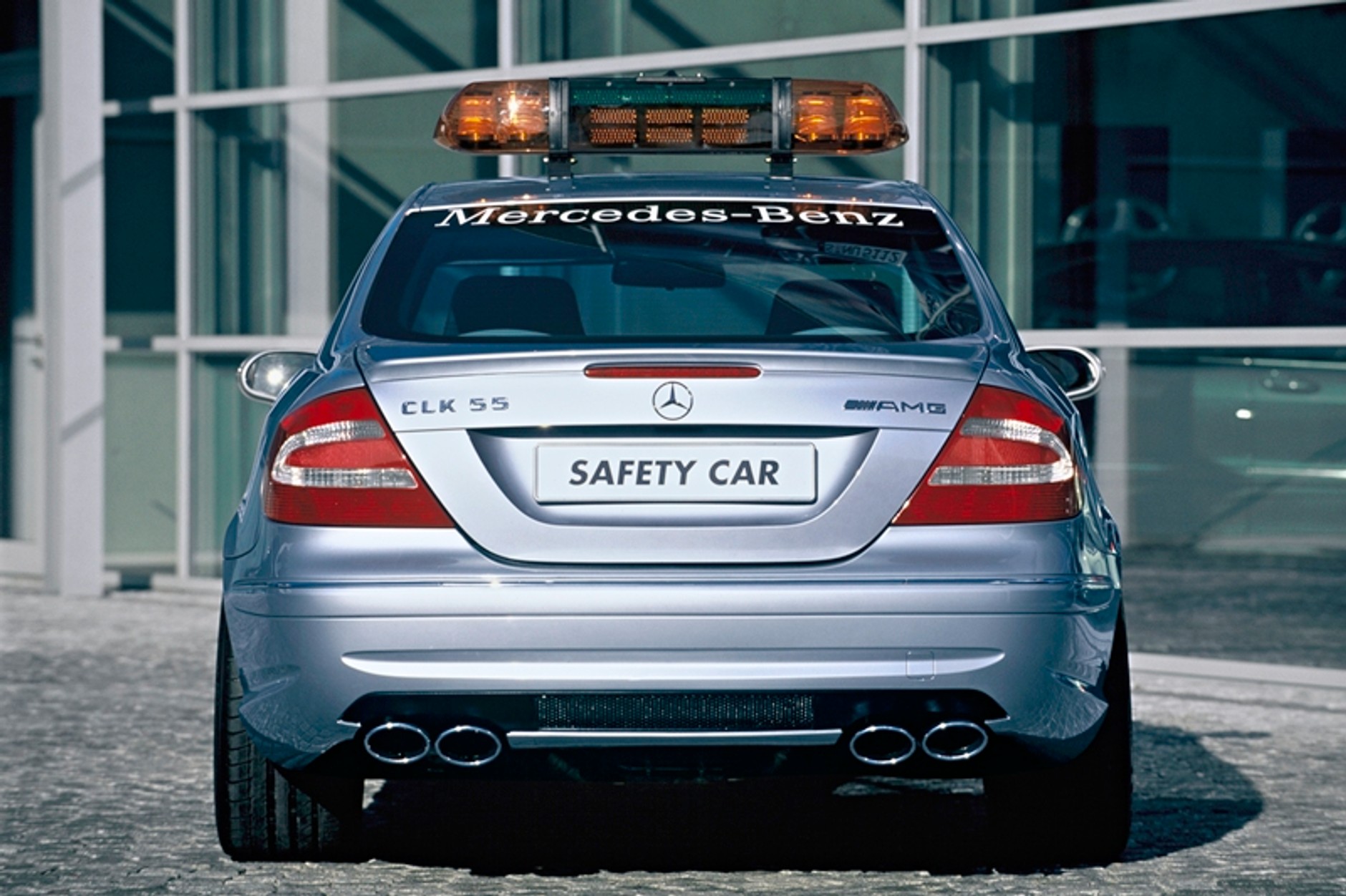 Mercedes SLS AMG to najszybszy safety car świata, ale znalazłem jeszcze kilka ciekawszych