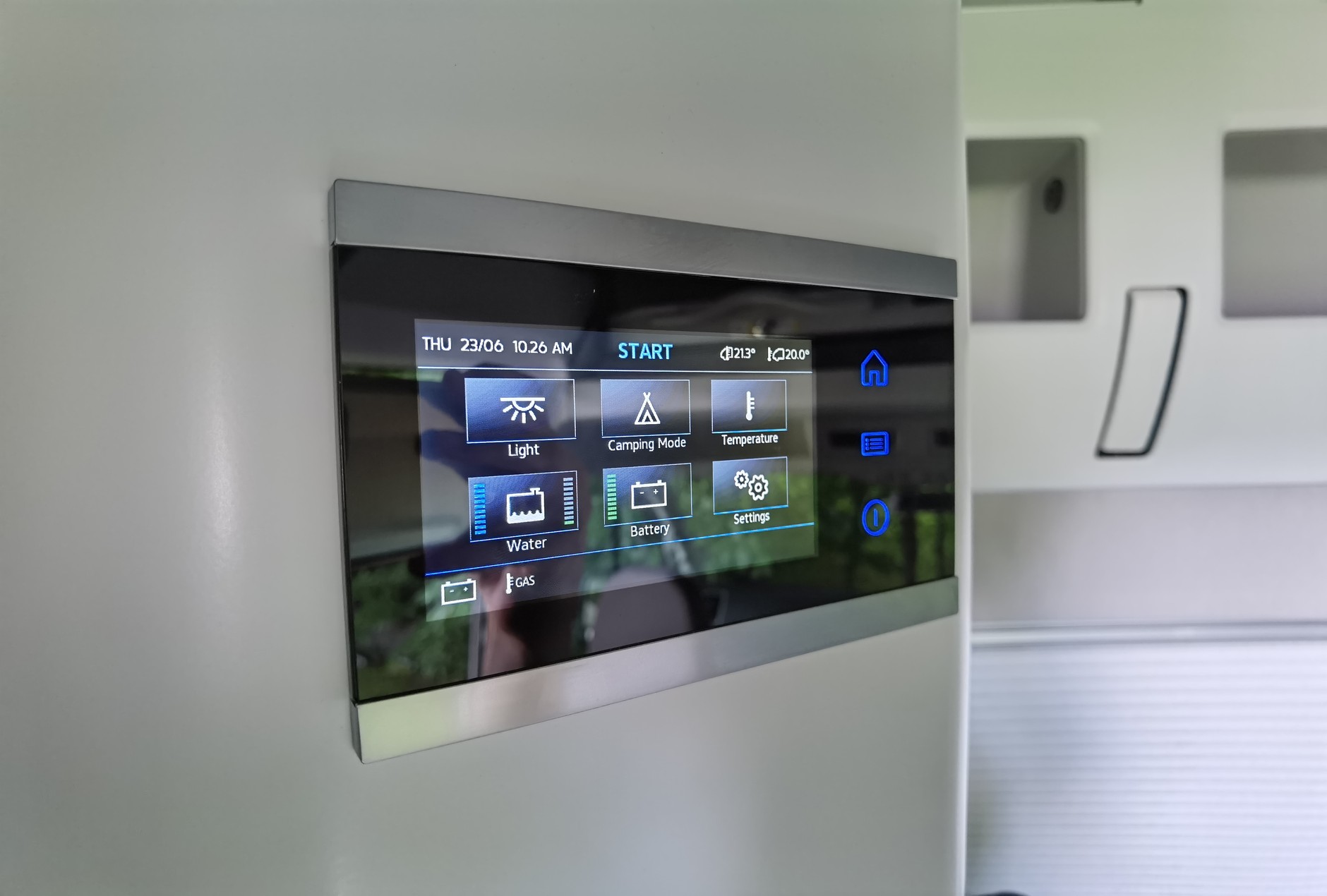 Volkswagen Grand California