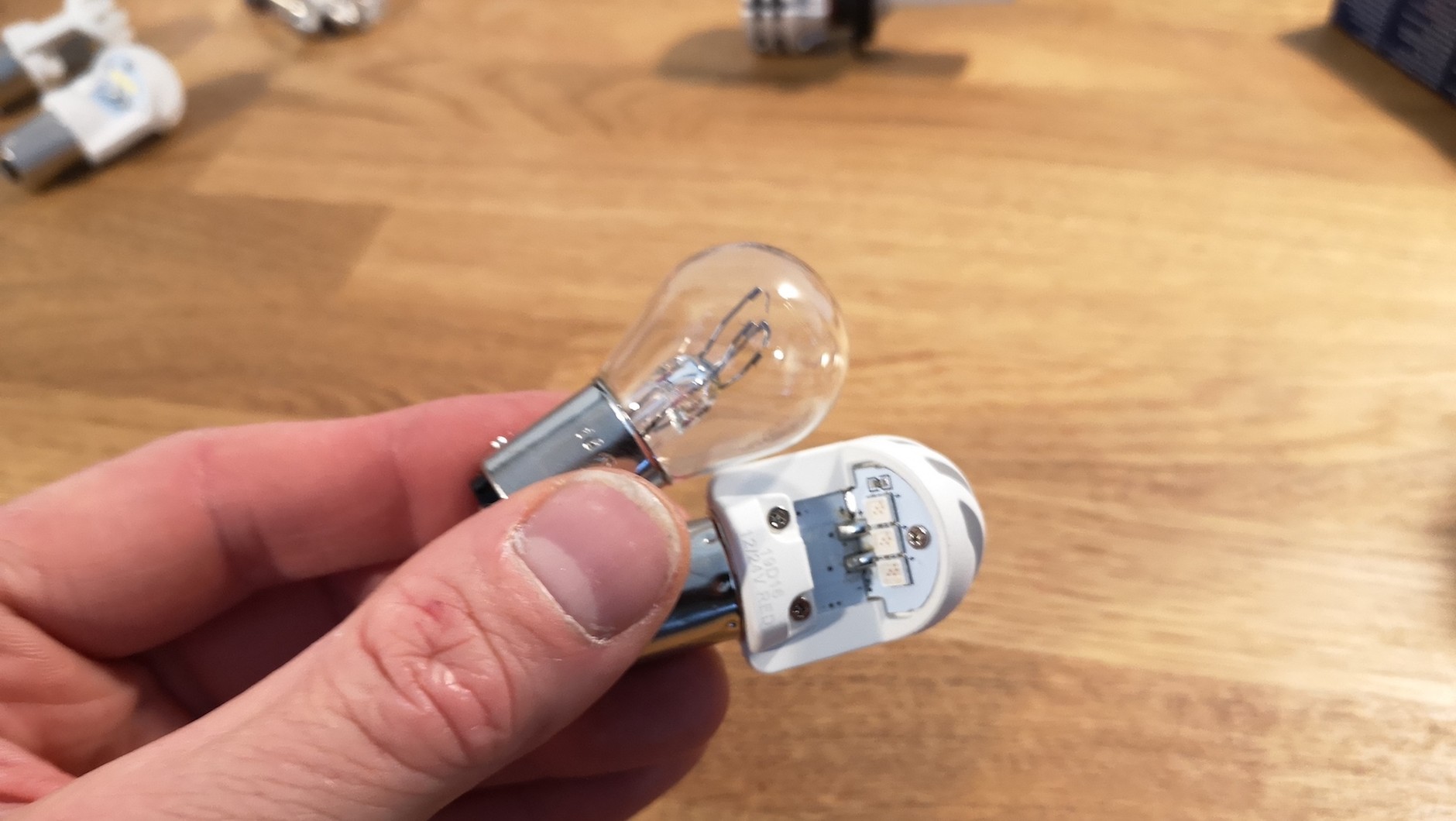 LED-y, wbrew pozorom, dość mocno się grzeją – i czasem może to stanowić problem techniczny