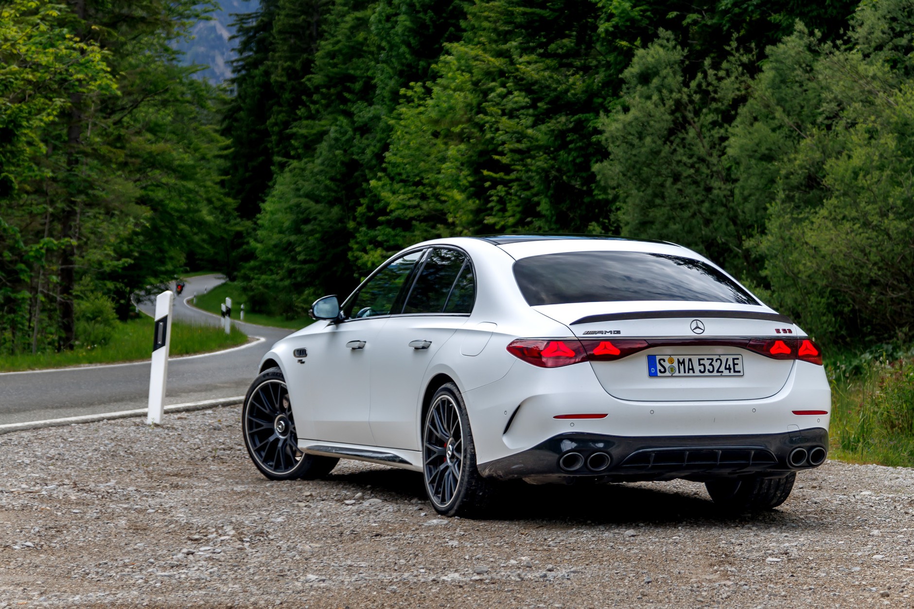 Mercedes-AMG E53 Hybrid 4MATIC+