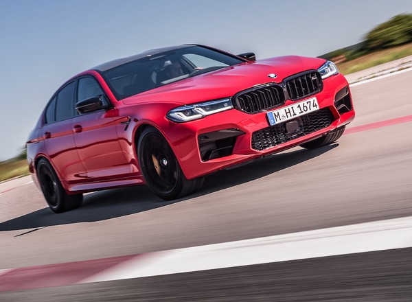 Nowe BMW M5 – z techniką z M8