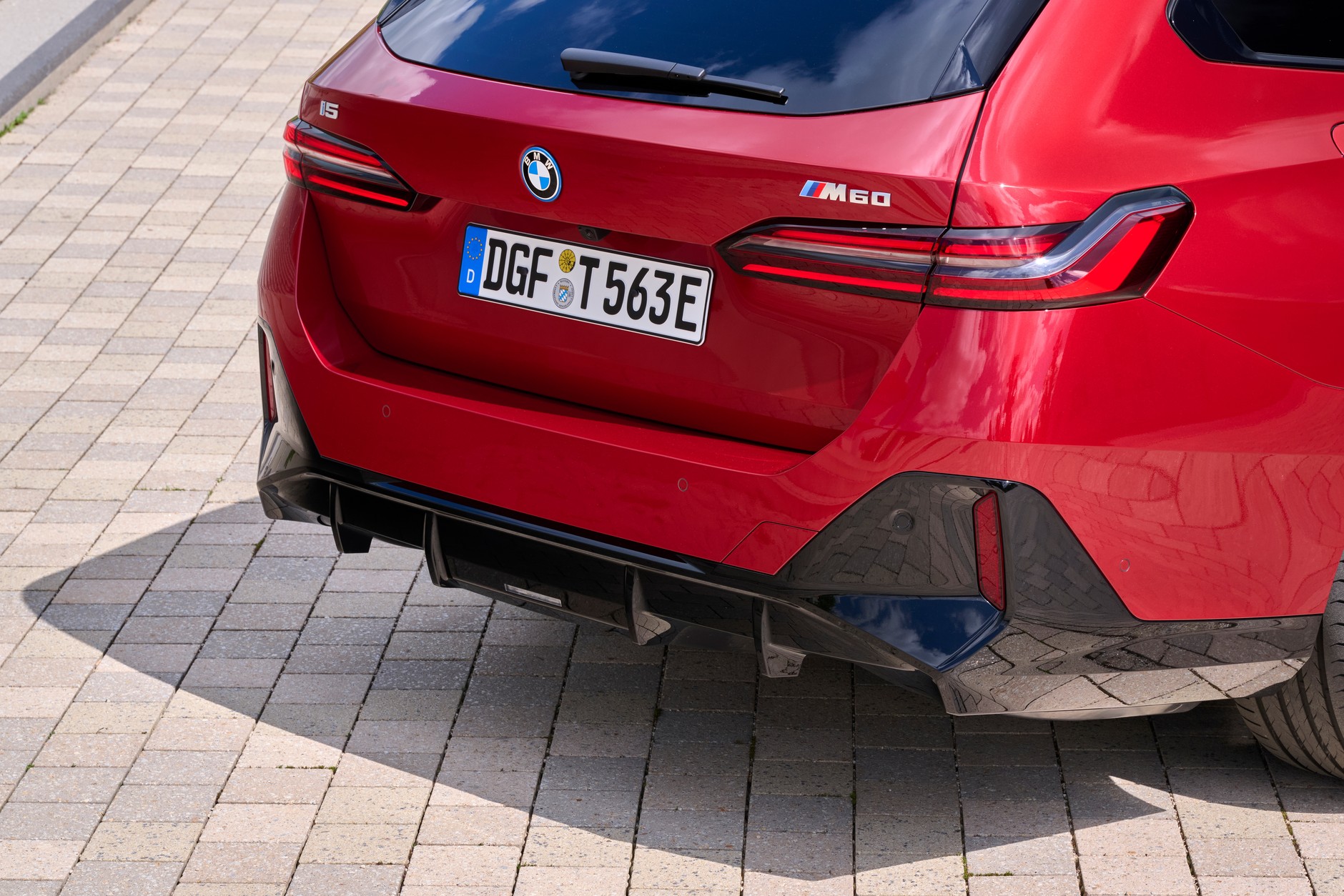 BMW i5 M60 xDrive Touring (2024)