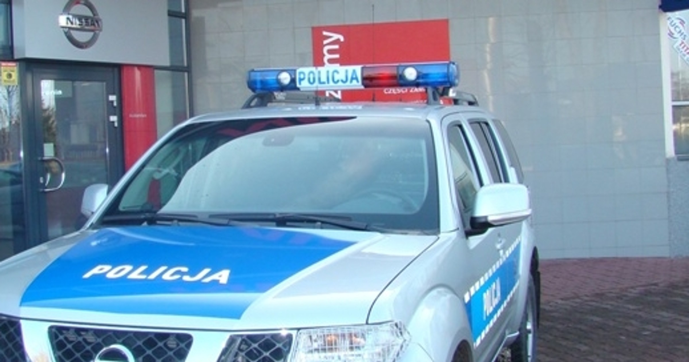Nissan Pathfinder - Radiowóz na bezdroża