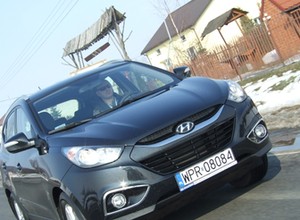 Hyundai ix35: po asfalcie i po błocie, po twardym i po miękkim - nowy gracz w segmencie SUV (ceny w Polsce)