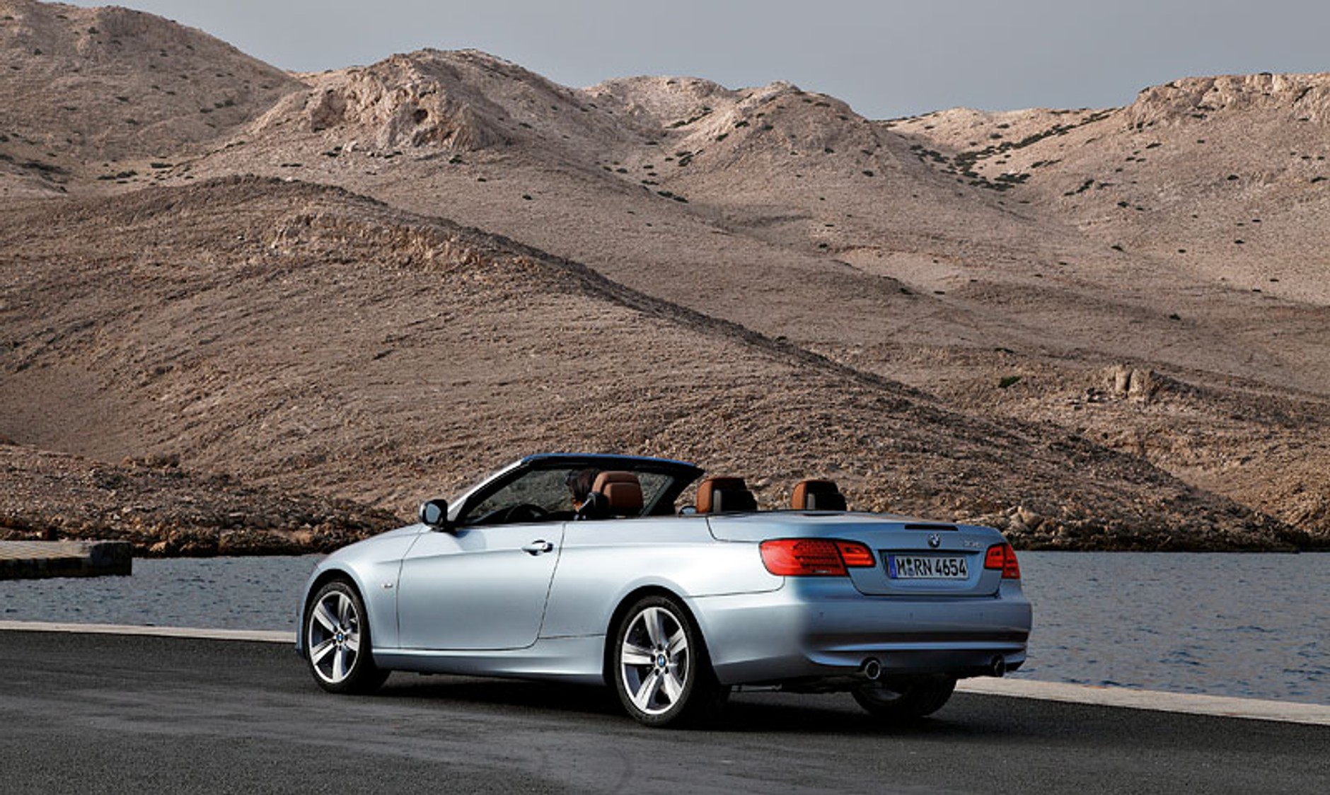 BMW: odnowiona Seria 3 w wersji coupe i cabrio