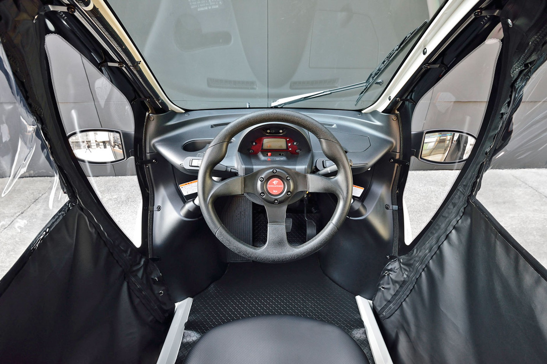 Toyota i-Road – pierwsza jazda