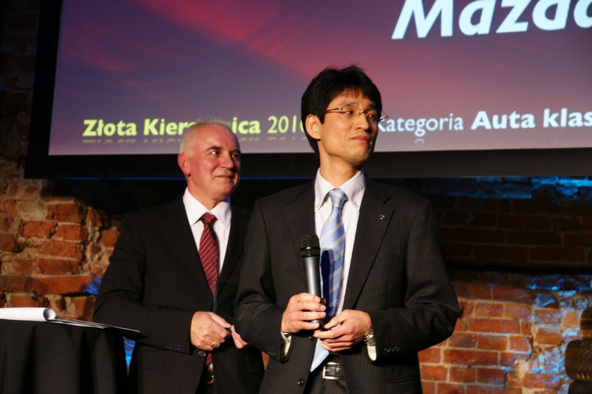 Plebiscyt ZŁOTA KIEROWNICA Auto Świata rozstrzygnięty