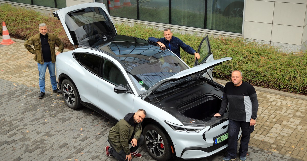 Ford Mustnag Mach-E 98 kWh AWD 2022 - wady i zalety