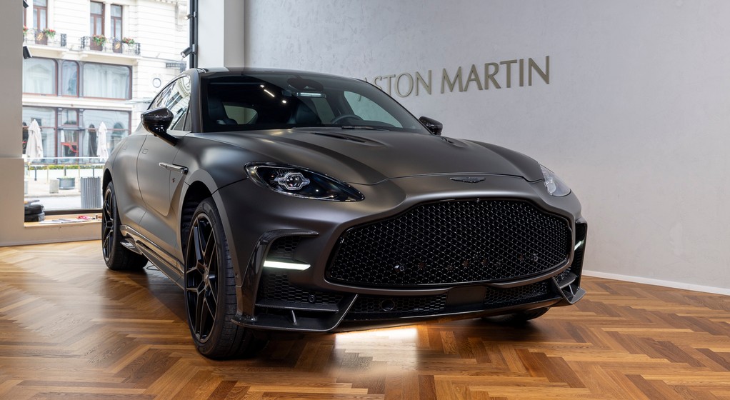 Aston Martin DBX S