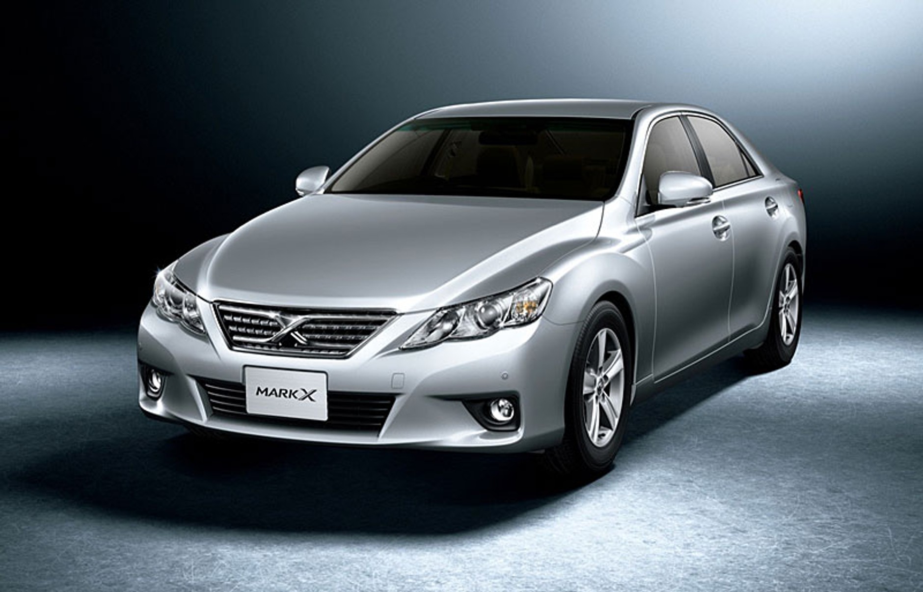 Tokio 2009: Toyota Mark X – limuzyna klasy wyższej