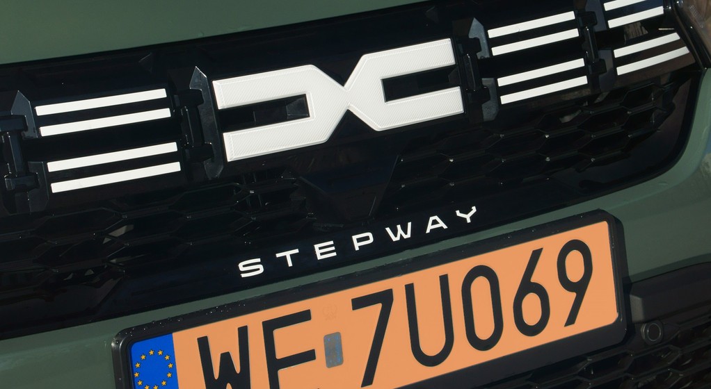 Zmiany w tablicach rejestracyjnych. W 2024 r. dojdzie nowy kolor tła