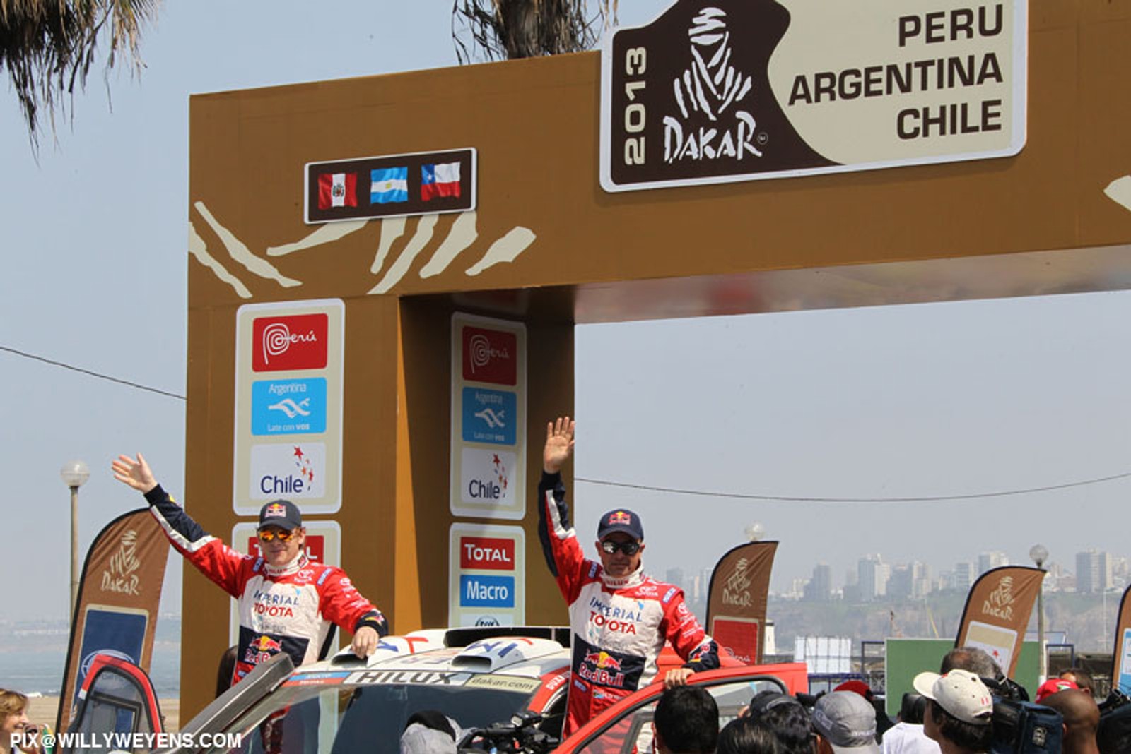 Dakar 2013: Hołowczyc i Przygoński w czołówce (I etap. wyniki, galeria)