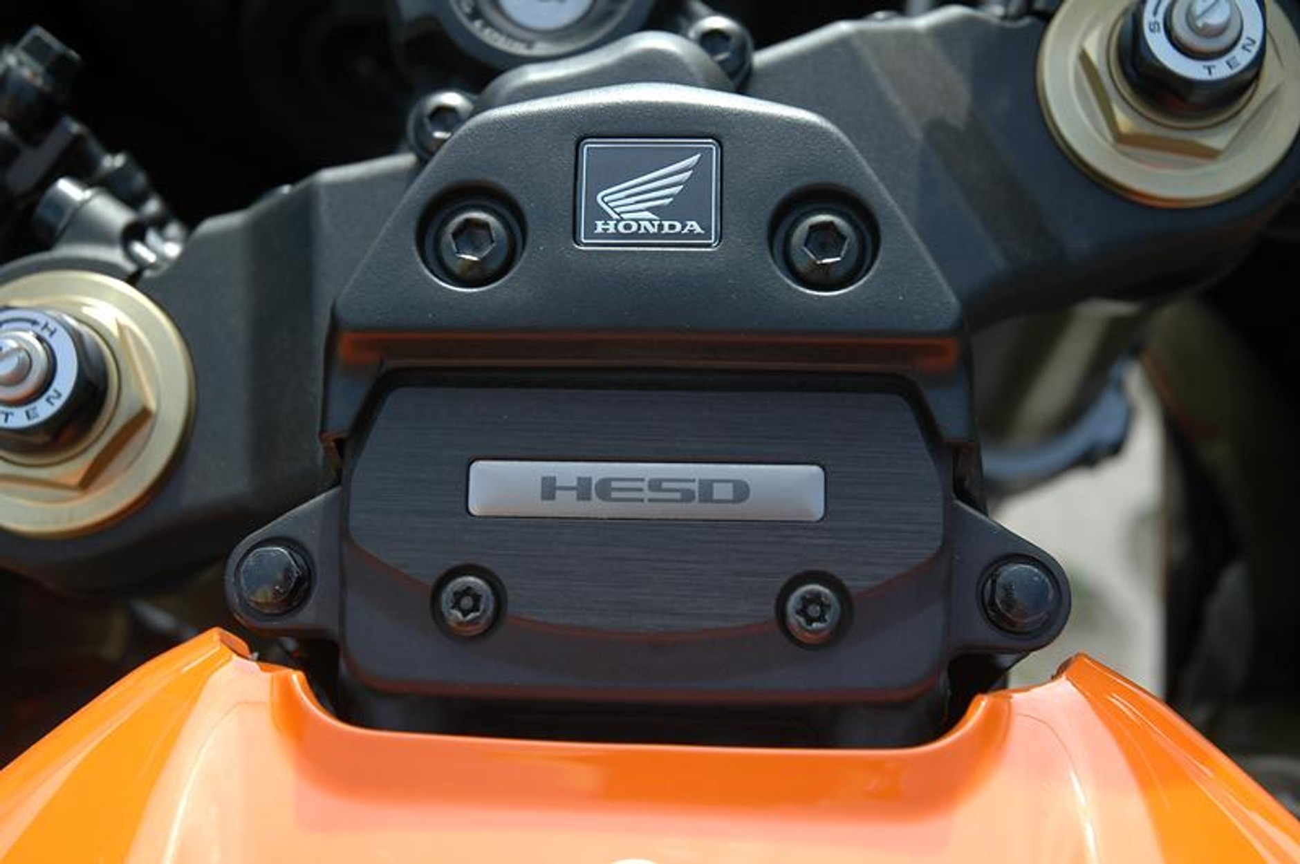 Honda CBR1000RR Fireblade Repsol replika (test)