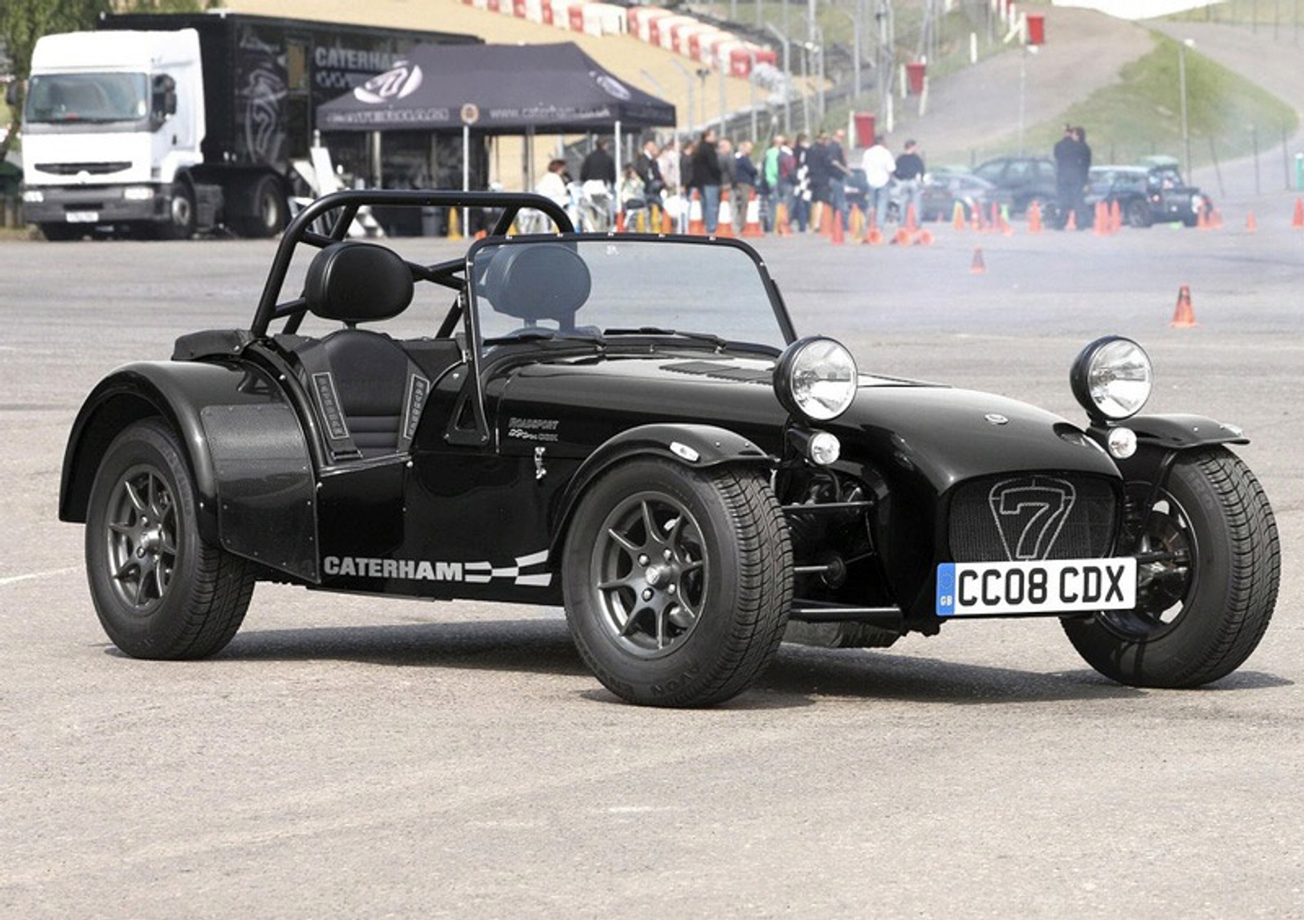 Caterham Seven Roadsport CDX: kolejny jubilat