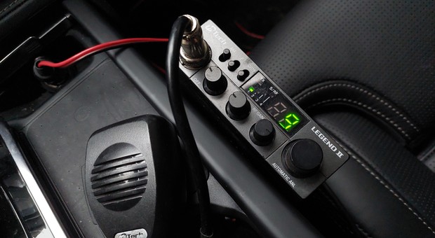 Masz jeszcze CB-Radio w garażu? Sprawdź, czy działa! W czasach kryzysu znów może się przydać.