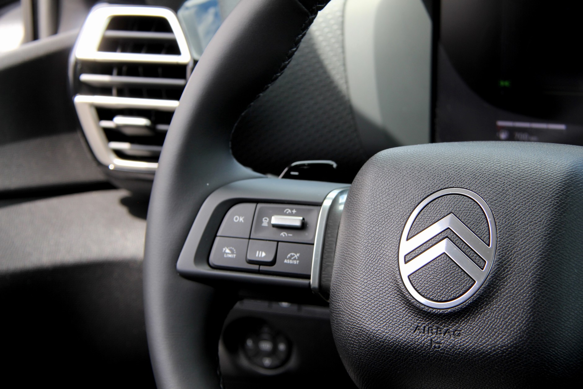 Citroen C4 Hybrid Max