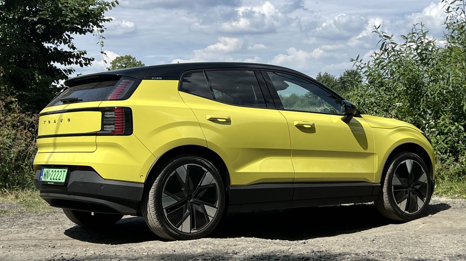 Volvo EX30