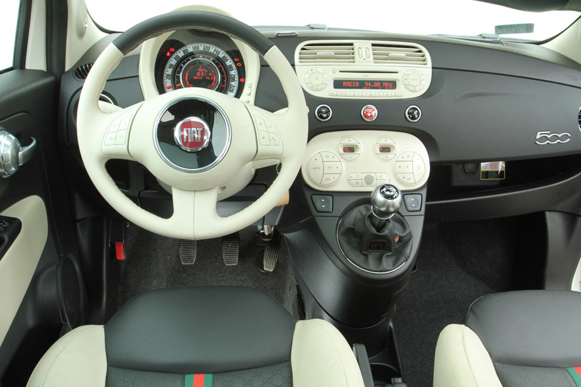 Fiat 500 by Gucci: stylowy mezalians