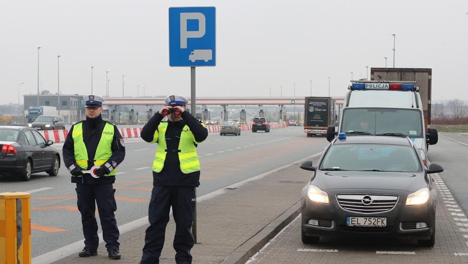 Niesłuszny mandat - przyjąć czy iść do sądu?