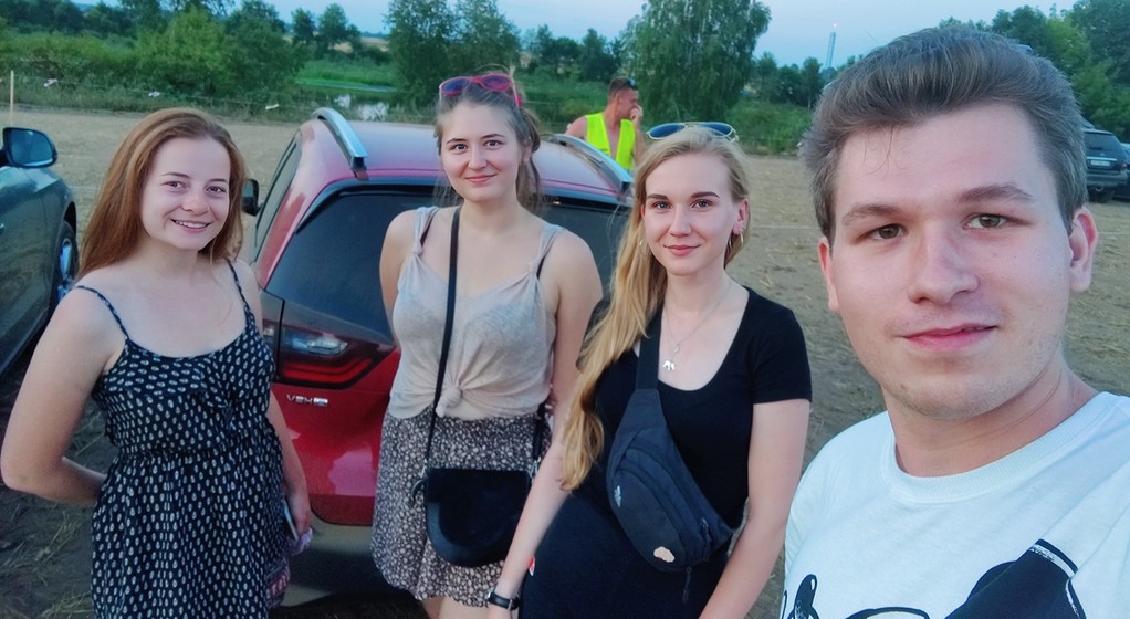 Zrobiłem z Hondy Jazz małą ciężarówkę. Tak jechałem na Pol'and'Rock Festival