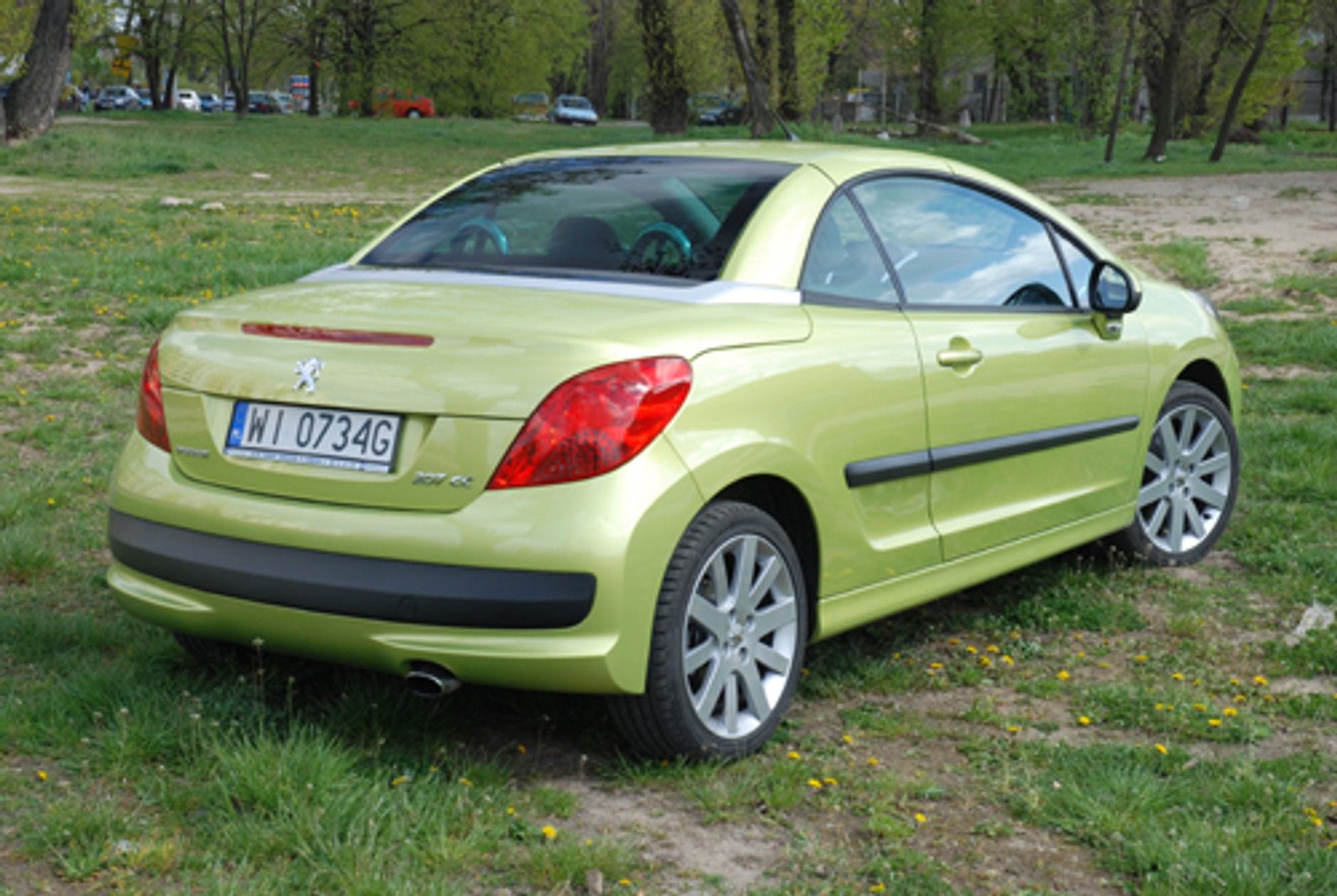 Peugeot 207 CC - Kompromis prawie idealny!