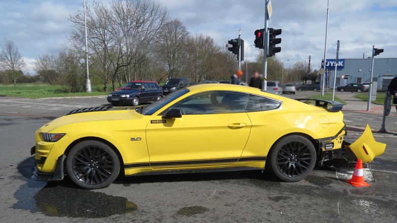 Naprawa Mustanga pochłonie ok. 200 tys. koron