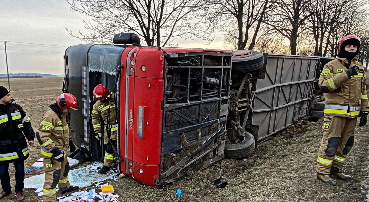 Autokar z uchodźcami z Ukrainy miał wypadek na Lubelszczyźnie