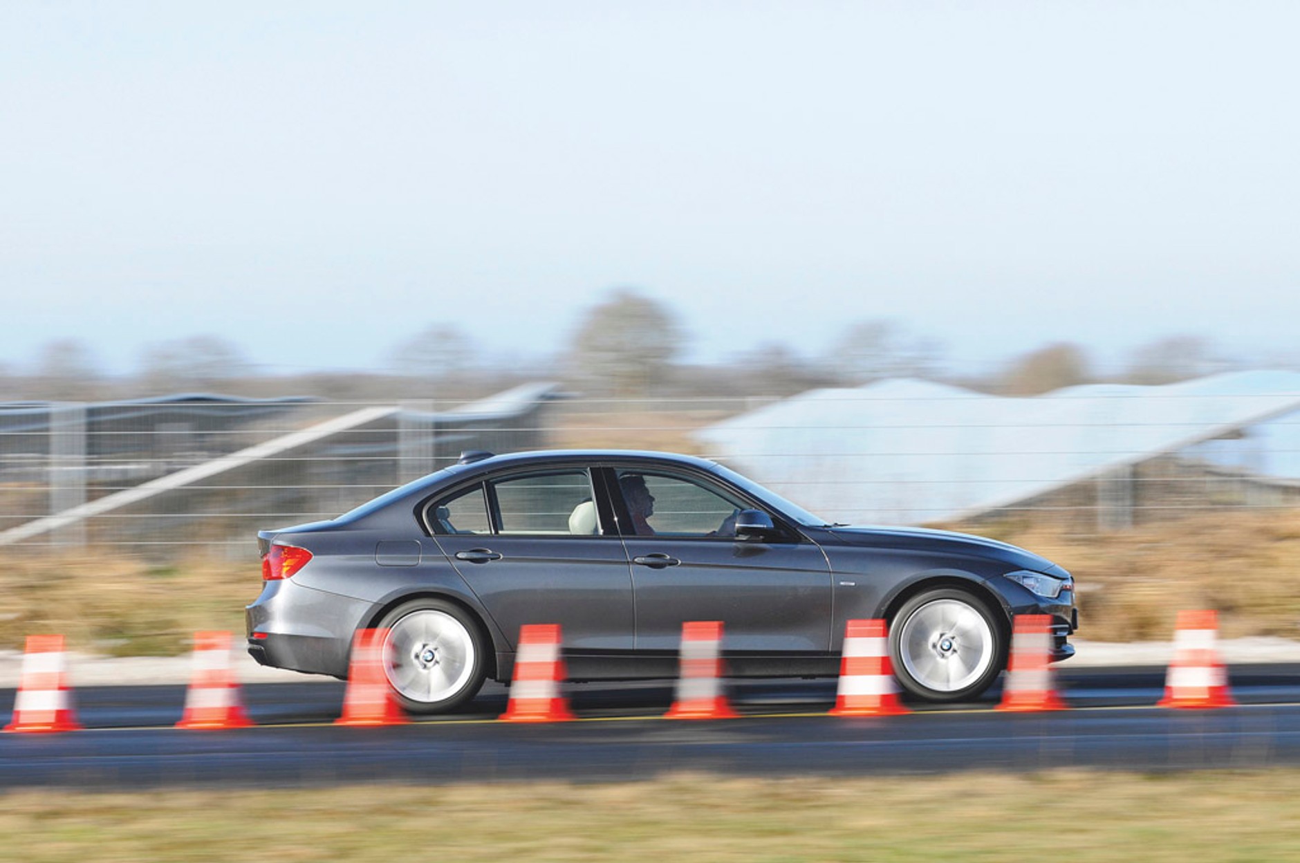 Czy Audi A4 jest lepsze od BMW serii 3?