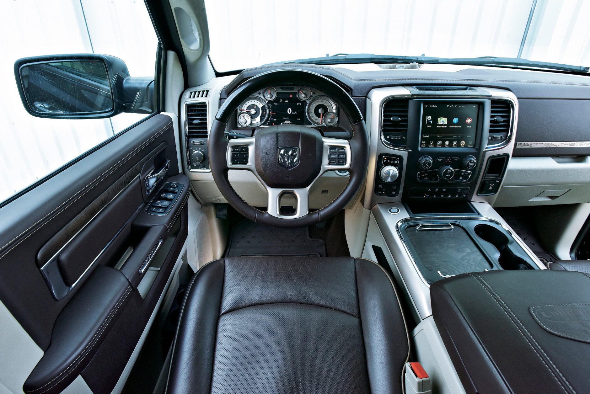 Dodge Ram, 5,7 Hemi/401 KM