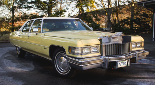 Cadillac Presleya na sprzedaż. Król podarował go swojemu lekarzowi