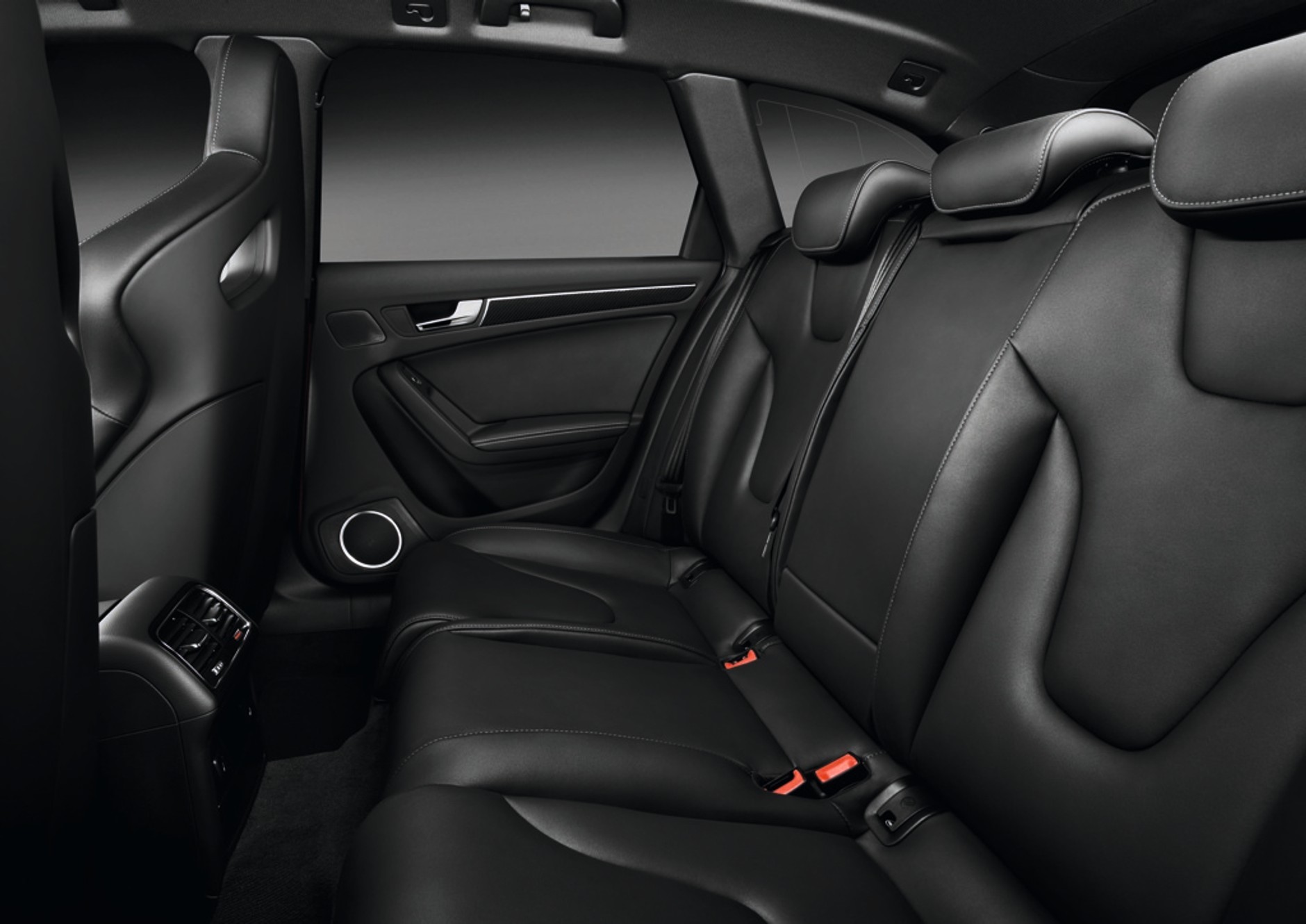 Audi RS4 Avant: Rodzinny sportowiec