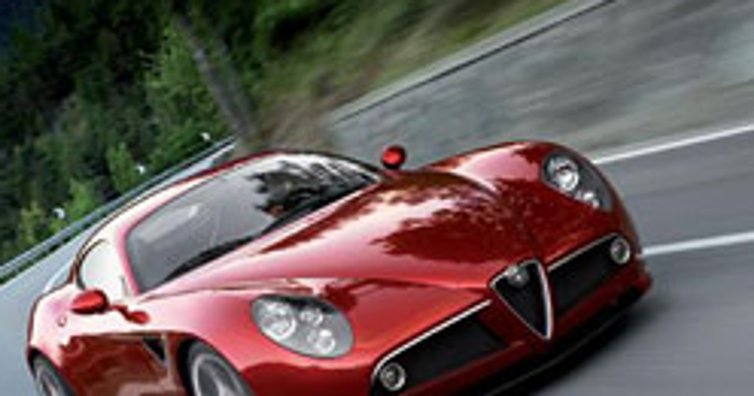 Alfa Romeo prezentuje w Bolonii 8C Competizione i system Q2