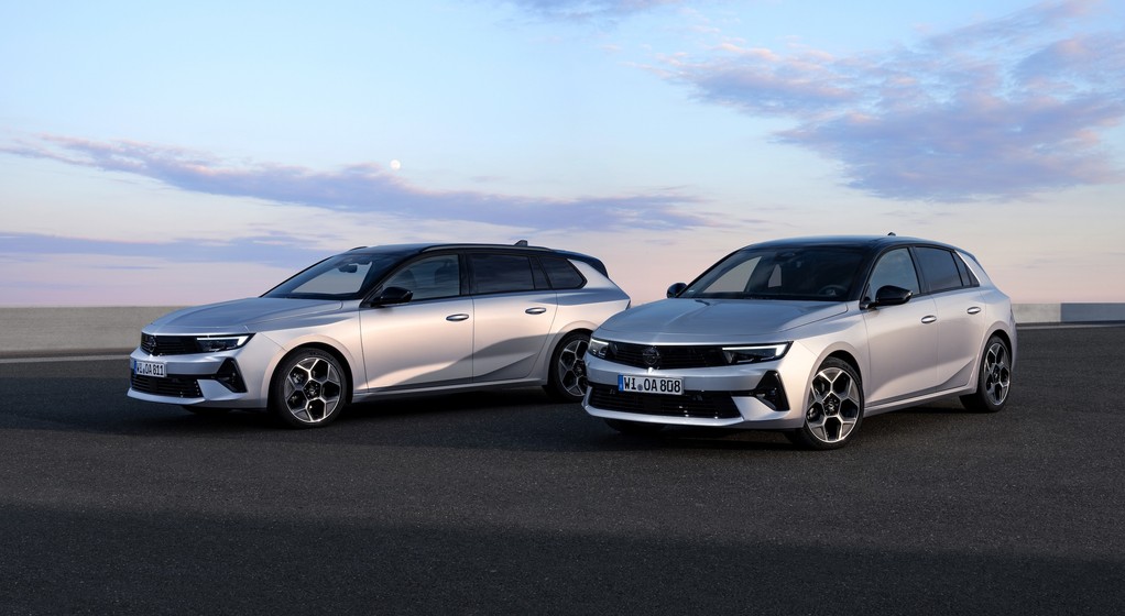 Opel Astra Hybrid
