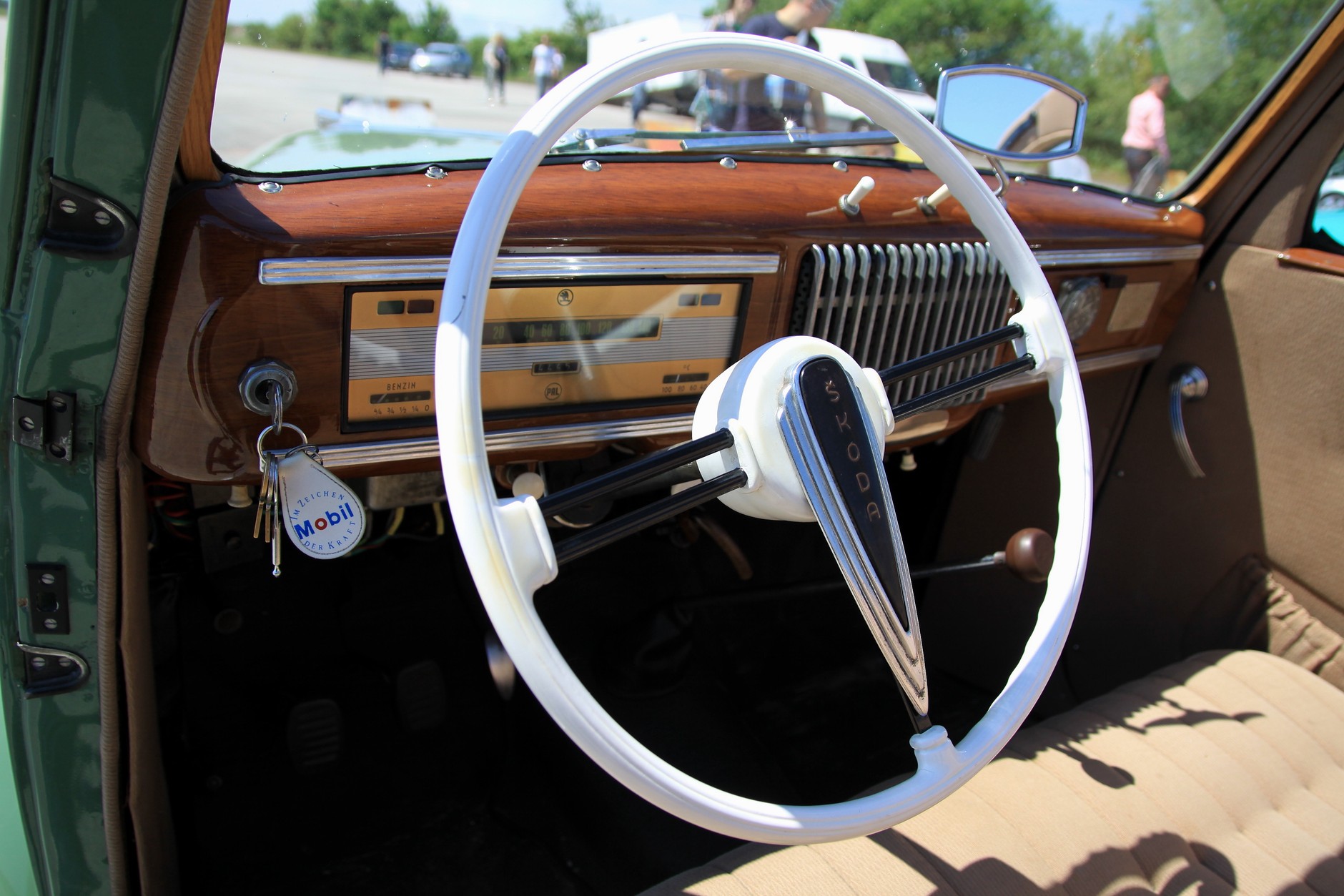 Skoda 1101/1102 Tudor "Półkabriolet"