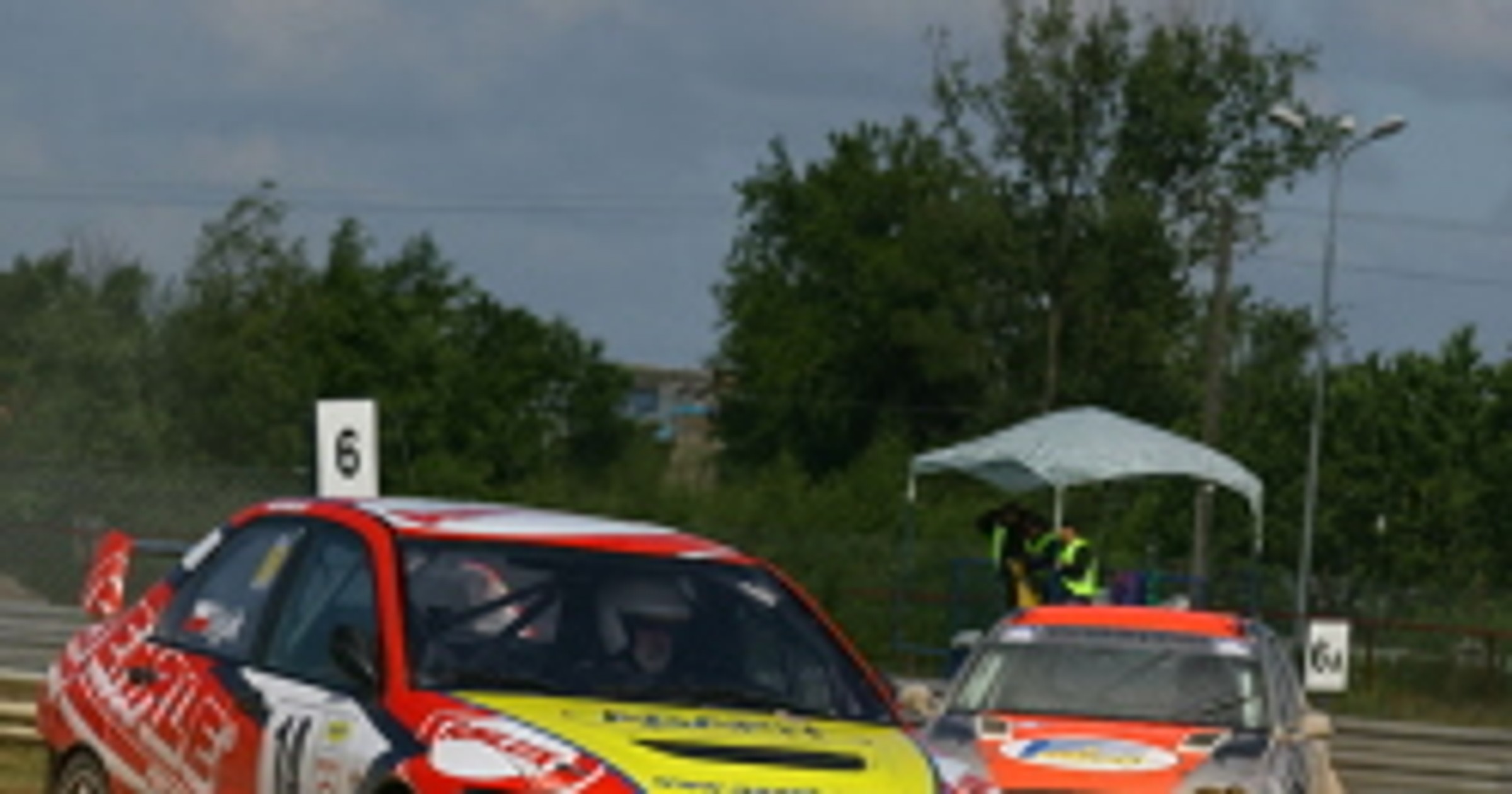 Rallycross: międzynarodowe emocje w Słomczynie