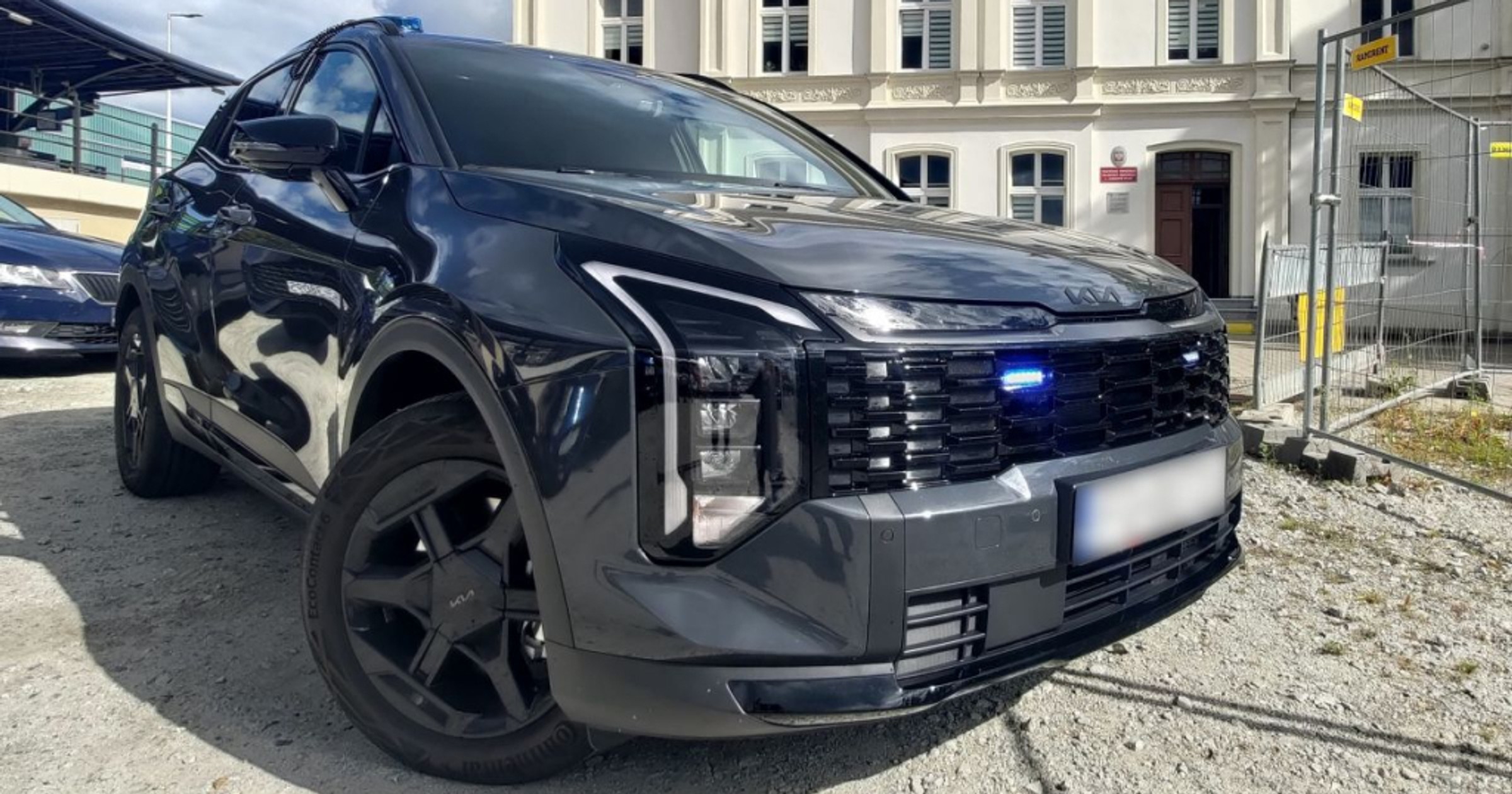 Nieoznakowana Kia Sportage lubuskiej ITD