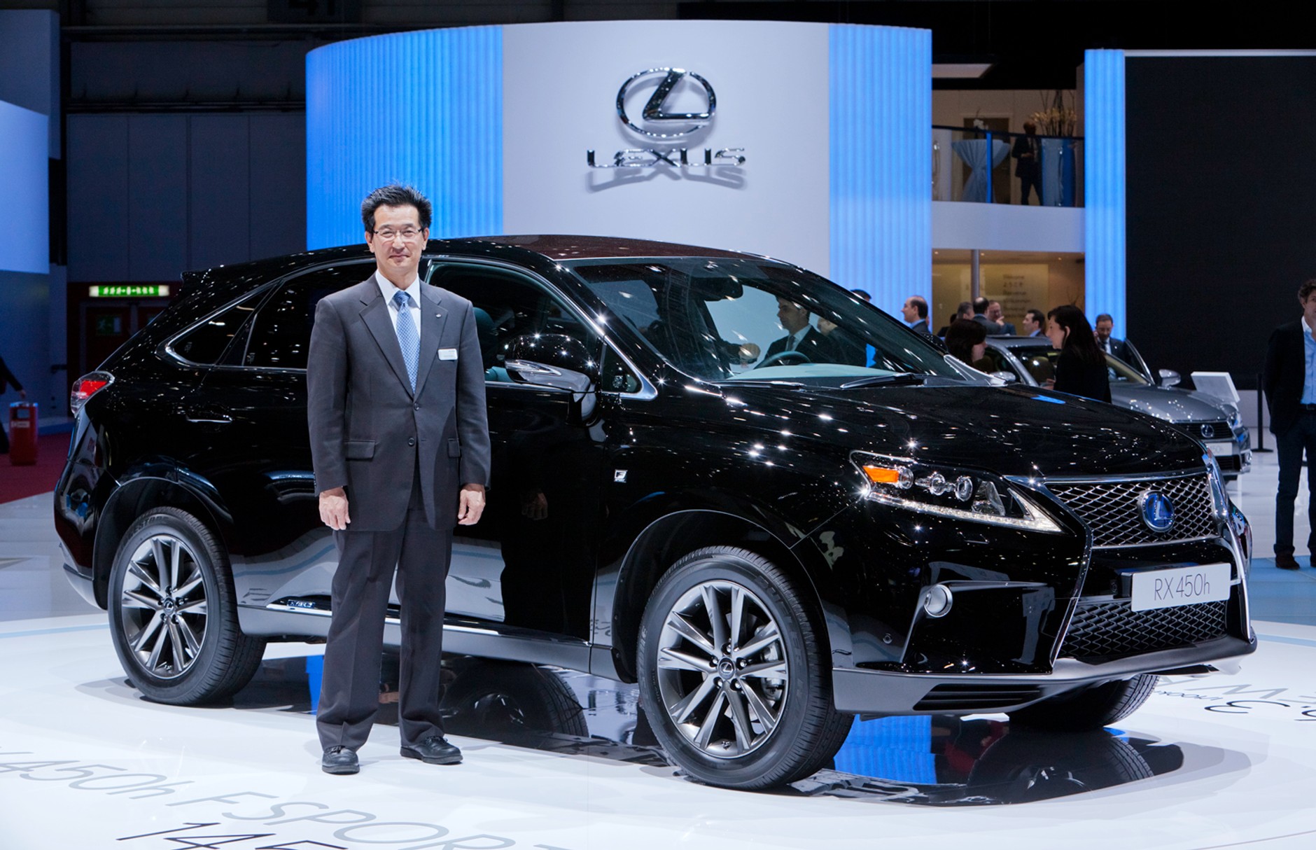 Nowy Lexus RX 450h: luksusowa hybryda