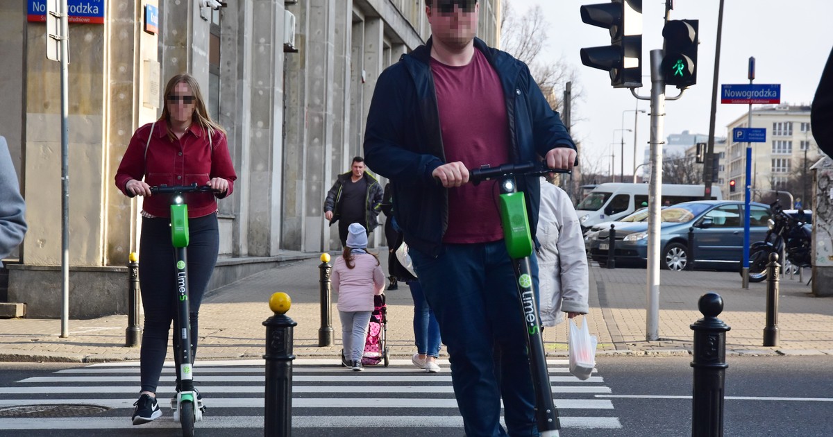 Hulajnogi elektryczne na ulicach