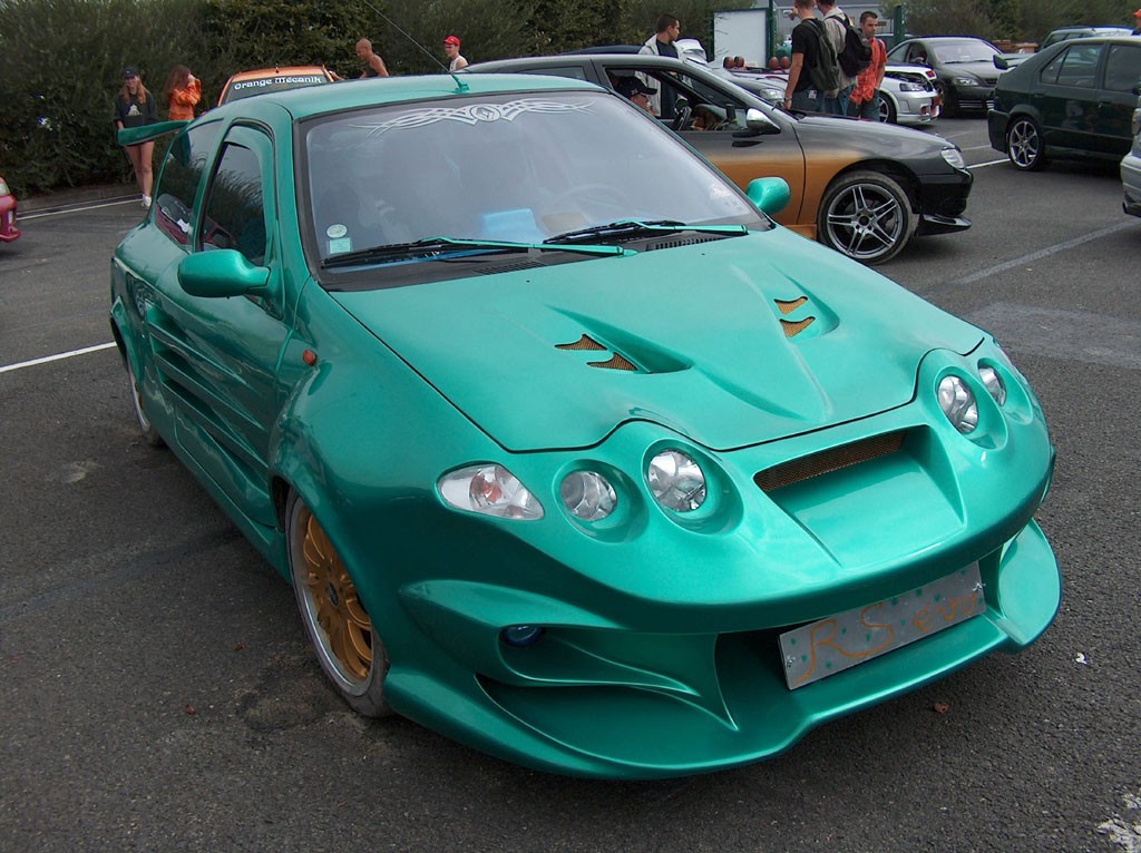 Tuningowane auto na przeglądzie - Zobacz za co stracisz dowód