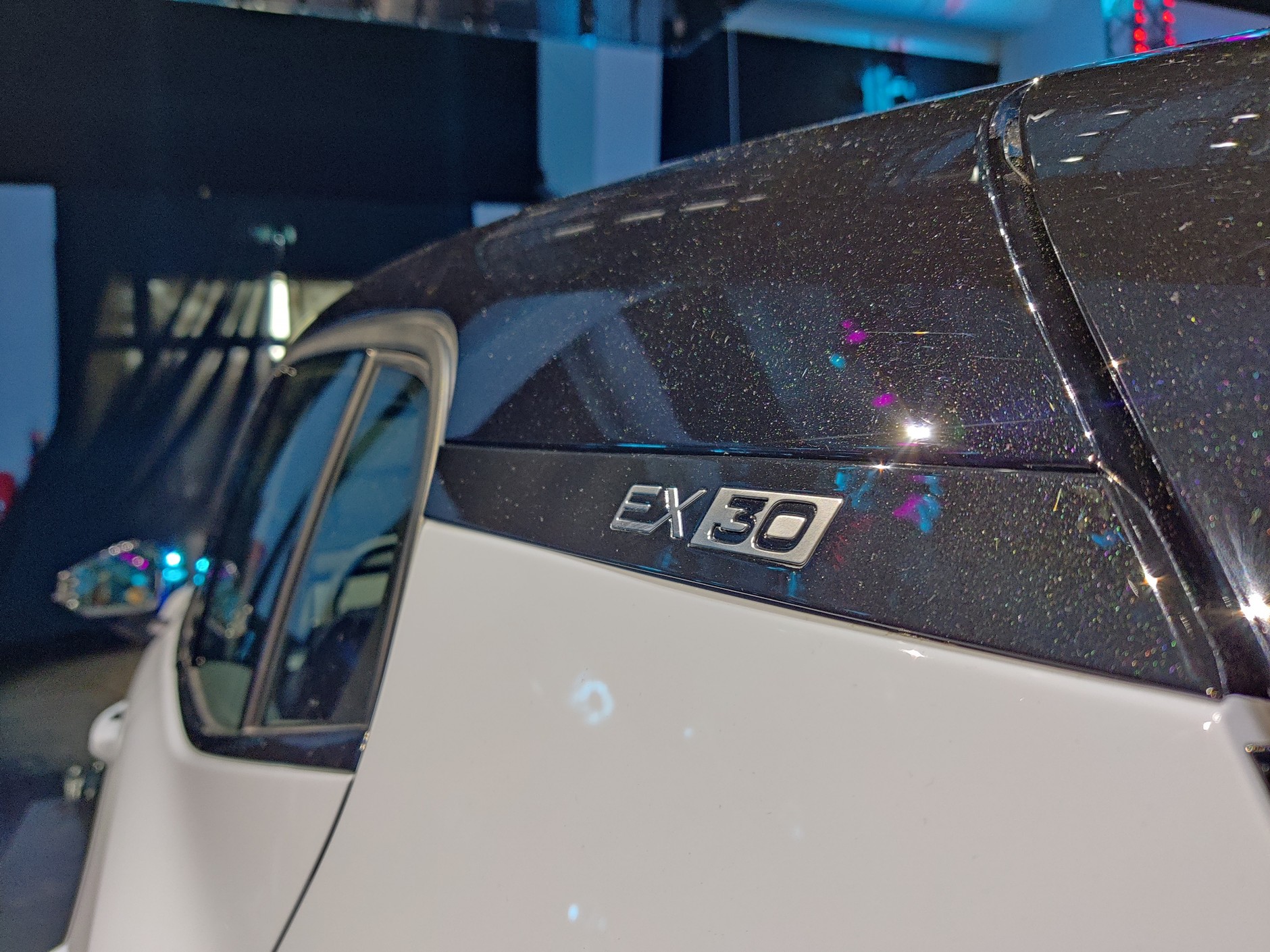 Volvo EX30