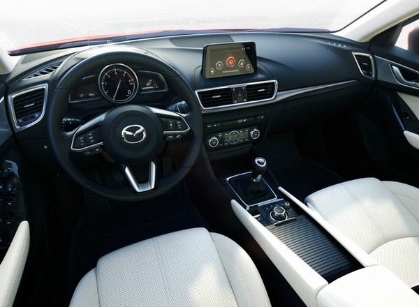 Mazda 3 po face liftingu