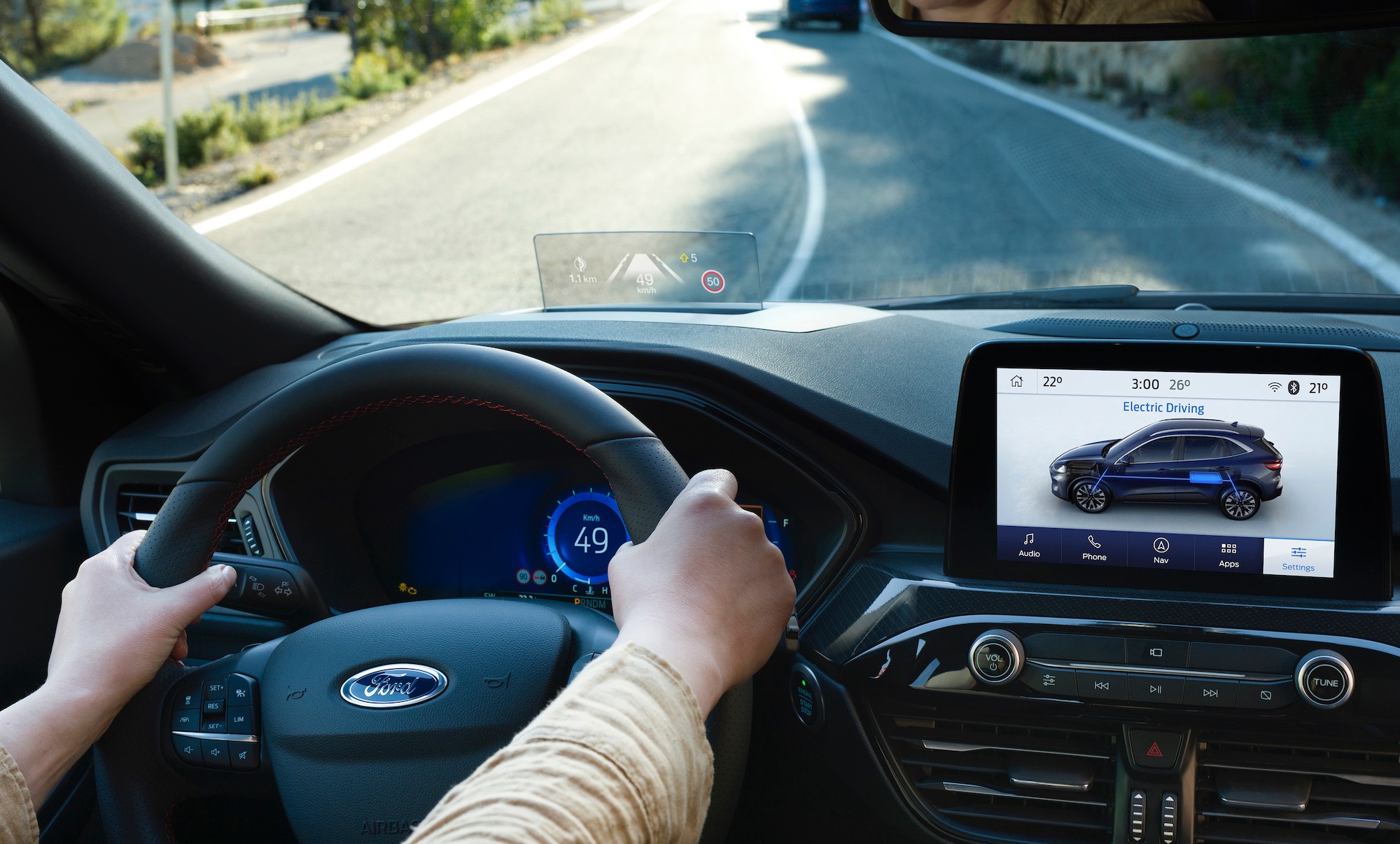 FORD KUGA LANE CENTERING ASSIST