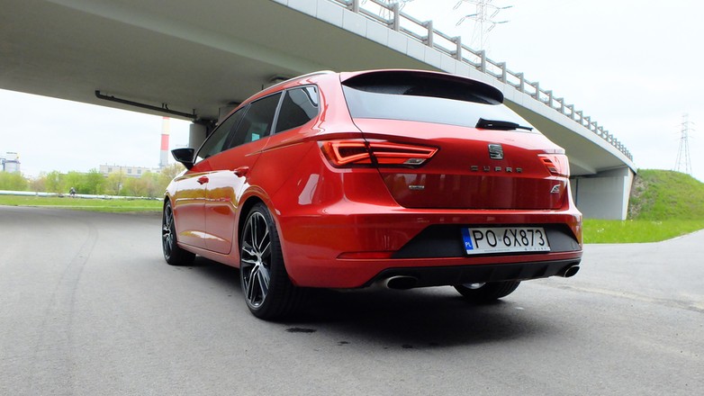 Seat Leon ST Cupra 300