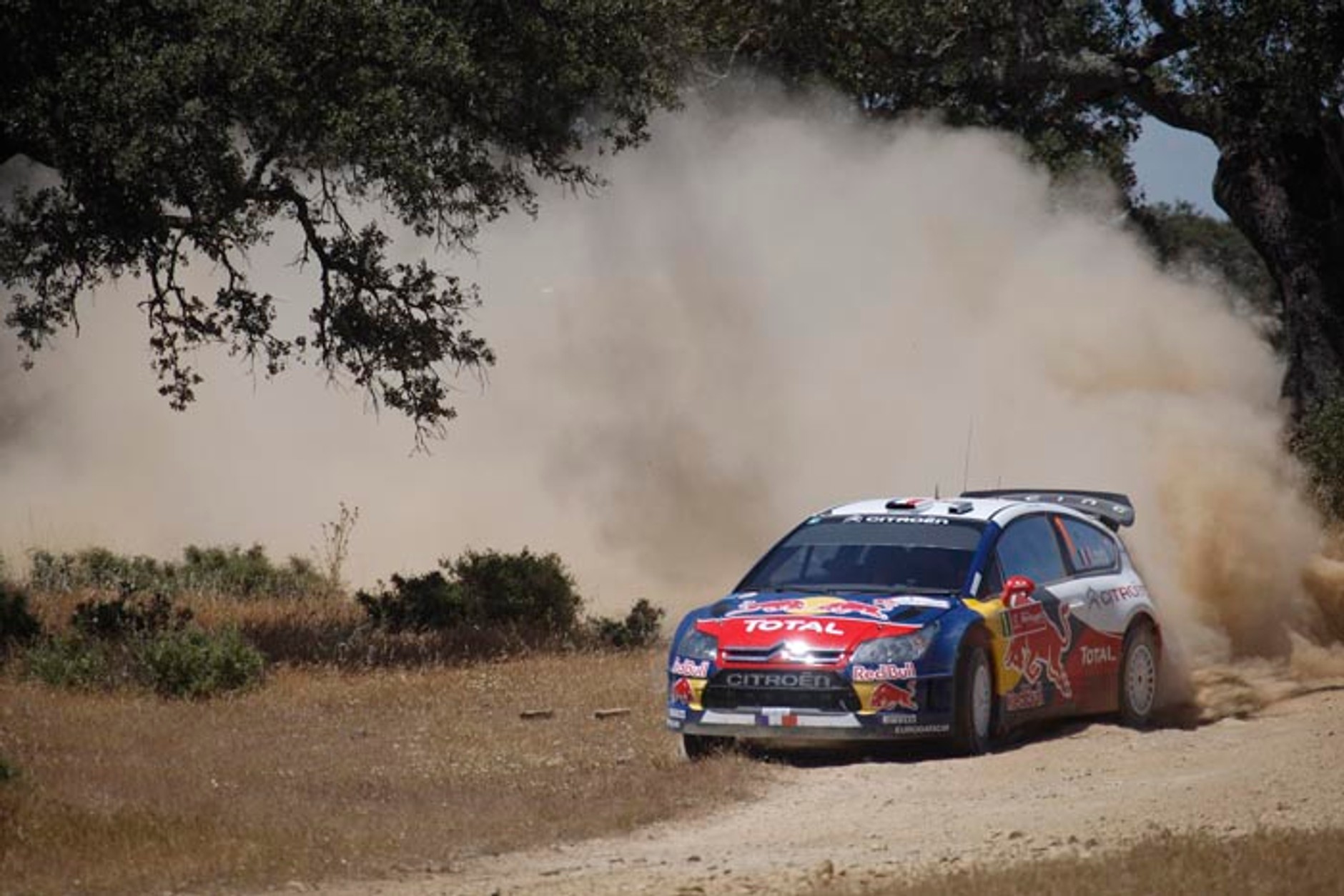 Rajd Portugalii 2010: dominacja Citroena, Kościuszko trzeci (2. etap, wyniki, galeria Willy Weyens)