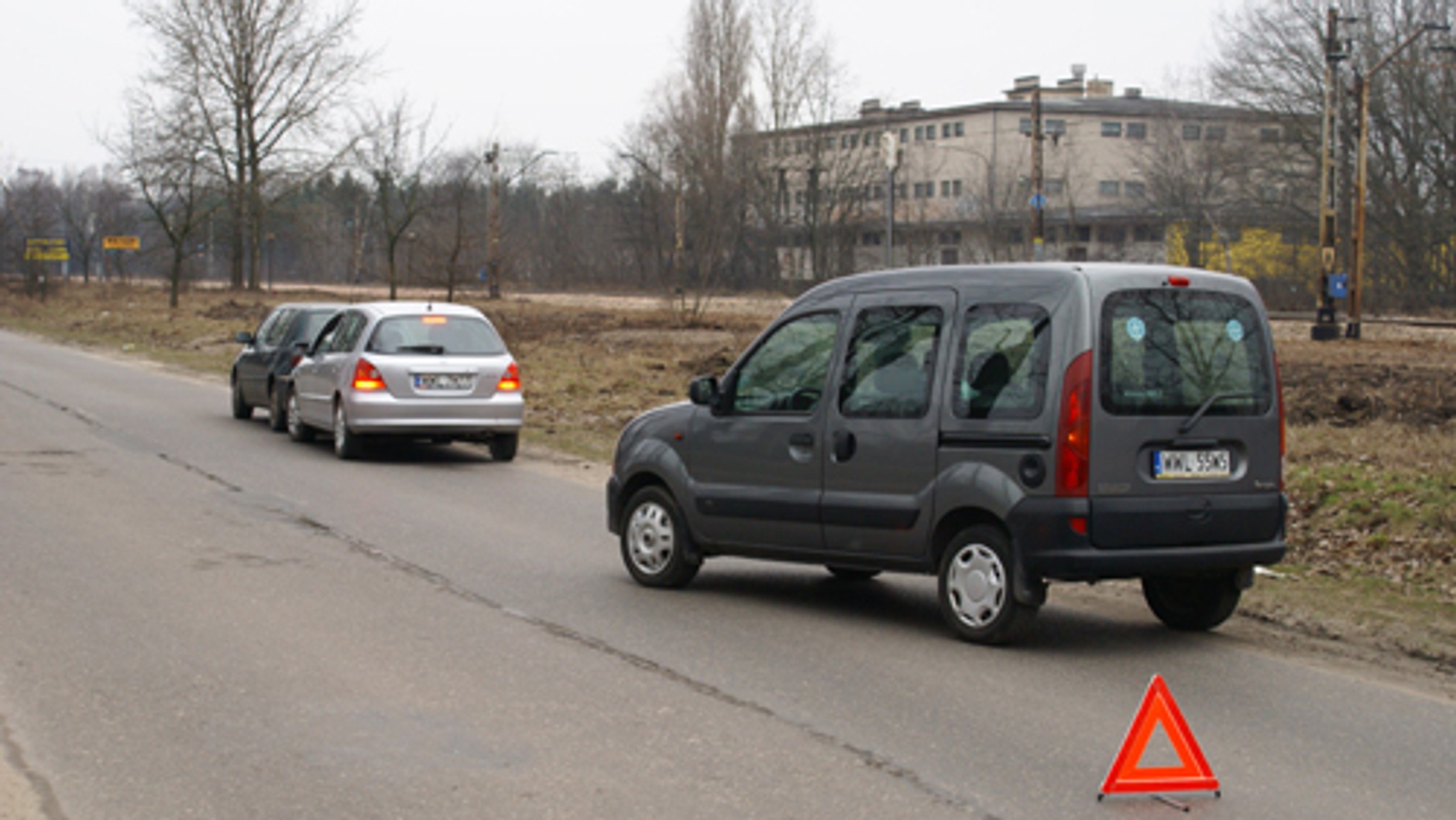 Wypadek - Zaczynamy od wezwania pomocy