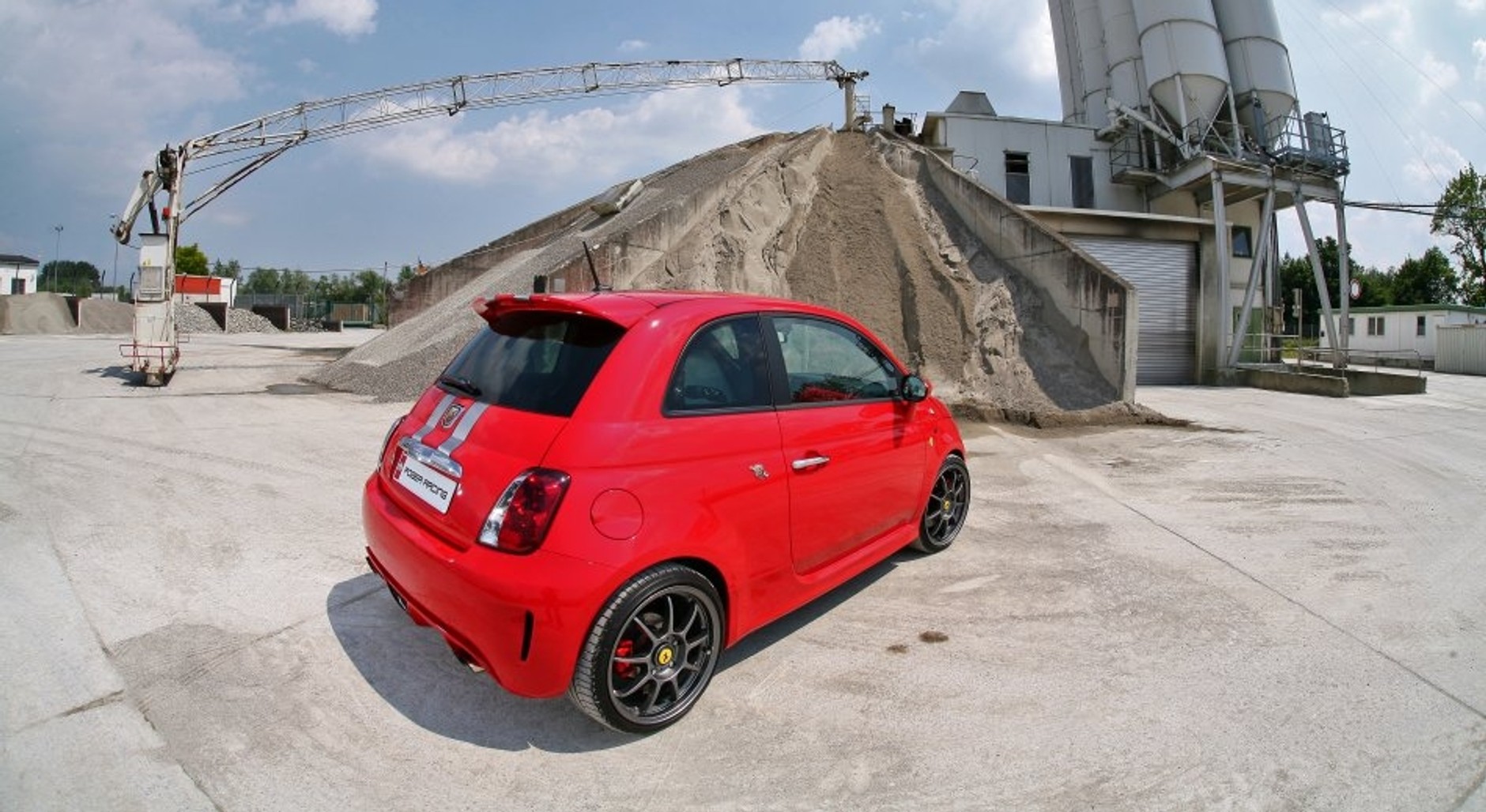 Pogea Racing Abarth 500 "Ferrari Dealers Edition