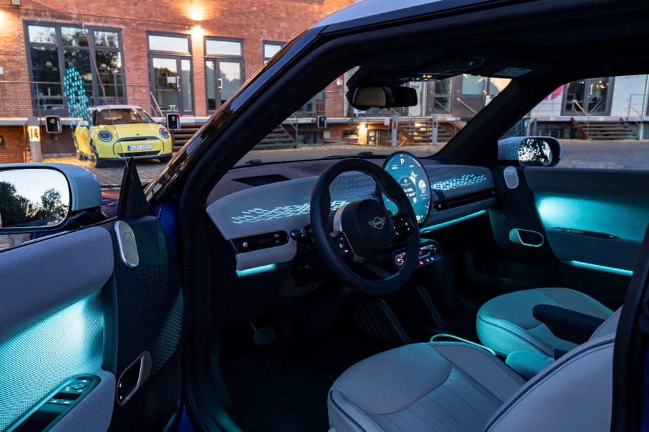 W pełni elektryczne MINI Cooper