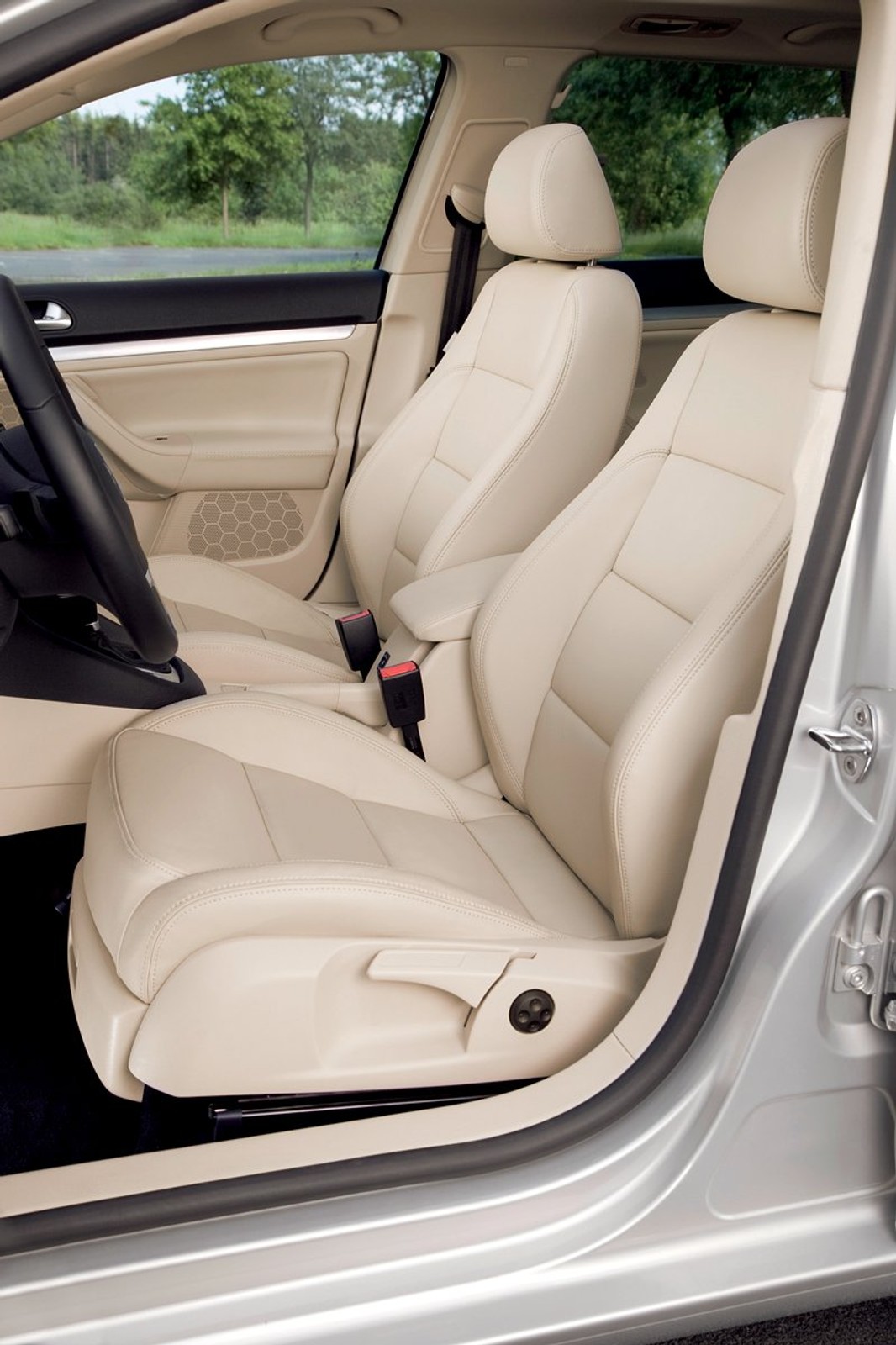 Volkswagen Golf Variant: dane techniczne, nowe zdjęcia