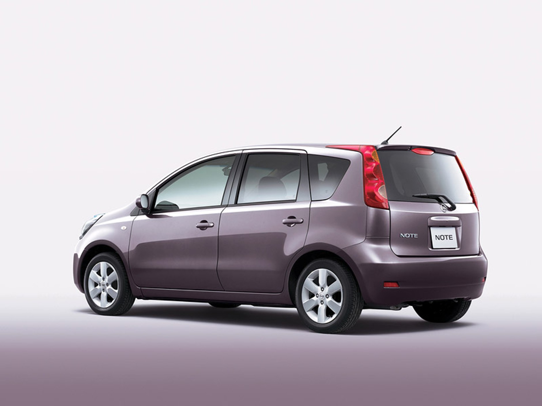 Nissan Note: japoński facelifting