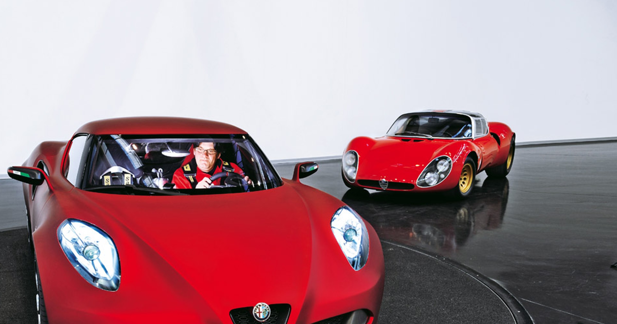 Alfa Romeo 4C: poznajcie drugą twarz Alfy